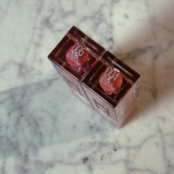 Maybelline Lifter Lip Gloss Set | Petal (005) & Silk (004) | NEW MAKEUP - Picture 2 of 5